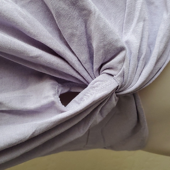 NWT lilac top. Small - Picture 4 of 9